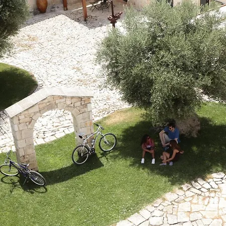 Masseria Madonna Dell'arco Agriturismo Bauernhof *